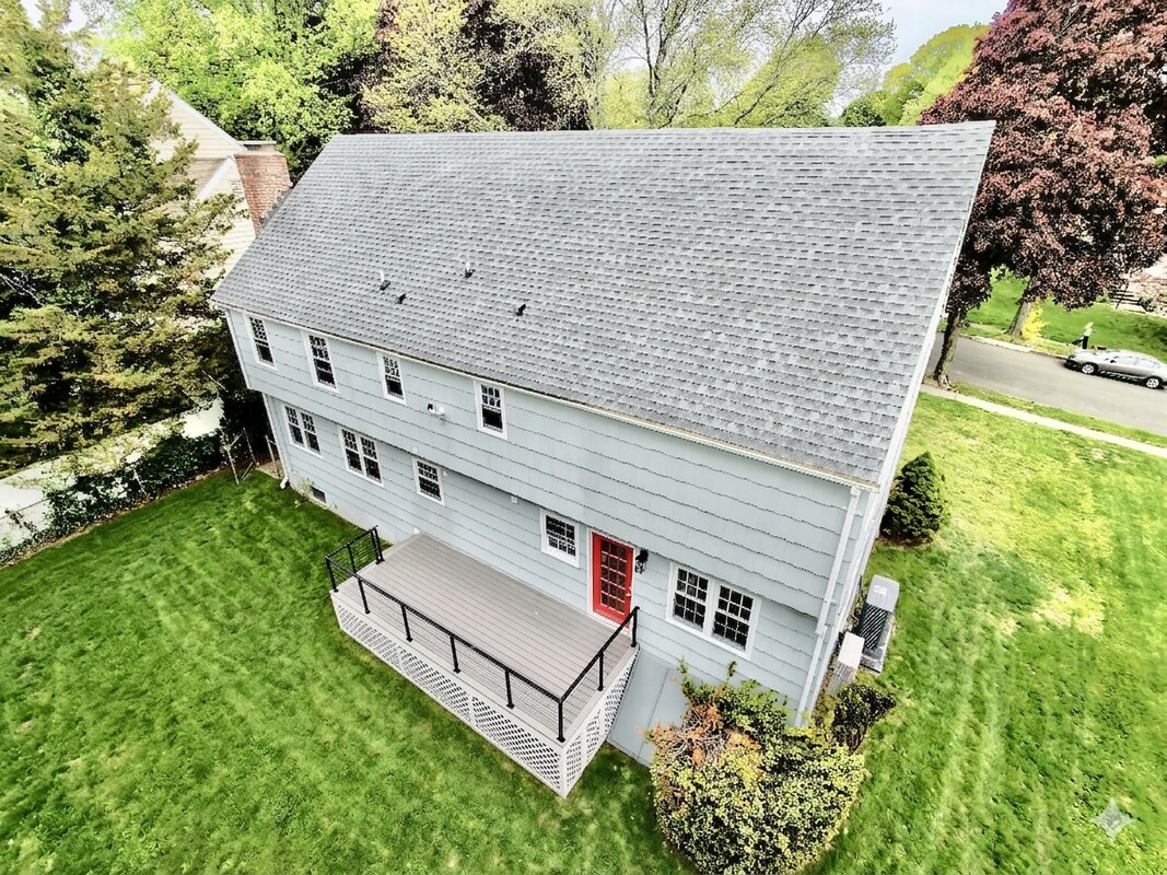Building Photo - 38 Pepperbush Ln