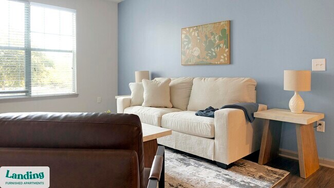 Building Photo - 900 E Six Forks Rd