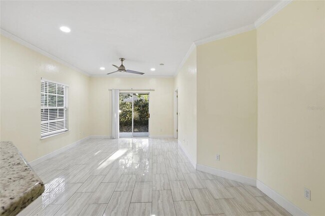 Building Photo - 510 NW 50th Blvd