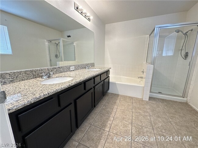 Building Photo - 2059 Club Crest Way