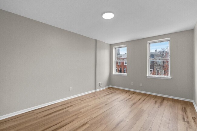 Building Photo - 223 N Patterson Park Ave