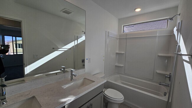 Building Photo - 10242 Altavia Rock St