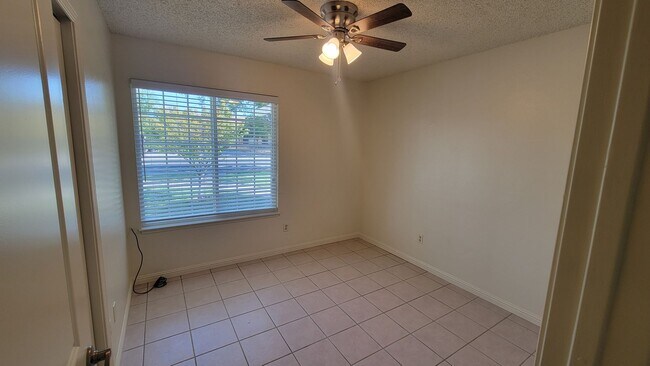 Building Photo - 3612 Wild Palms Dr