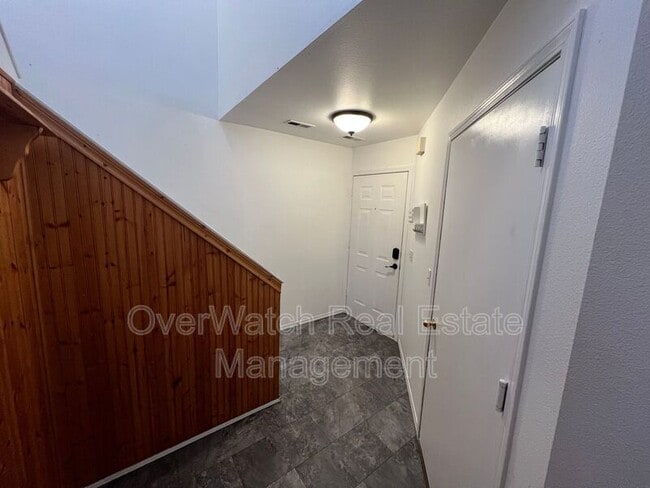 Building Photo - 17925 Beaujolais Dr