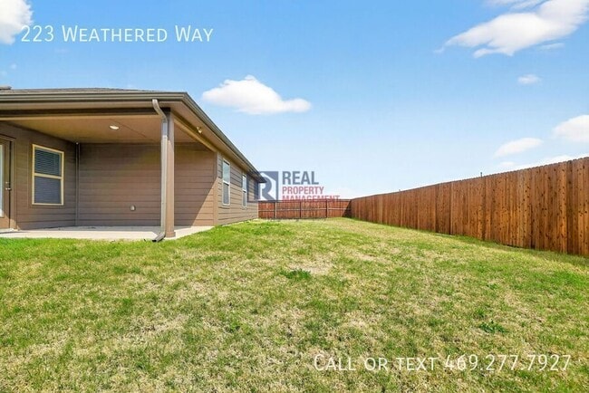 Building Photo - 223 Weathered Wy