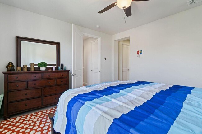 Building Photo - 3655 Branding Iron Pl