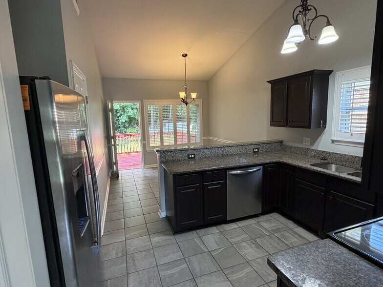 Building Photo - 1509 Sudbury Ct