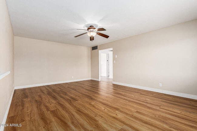 Building Photo - 1854 E Palmcroft Dr
