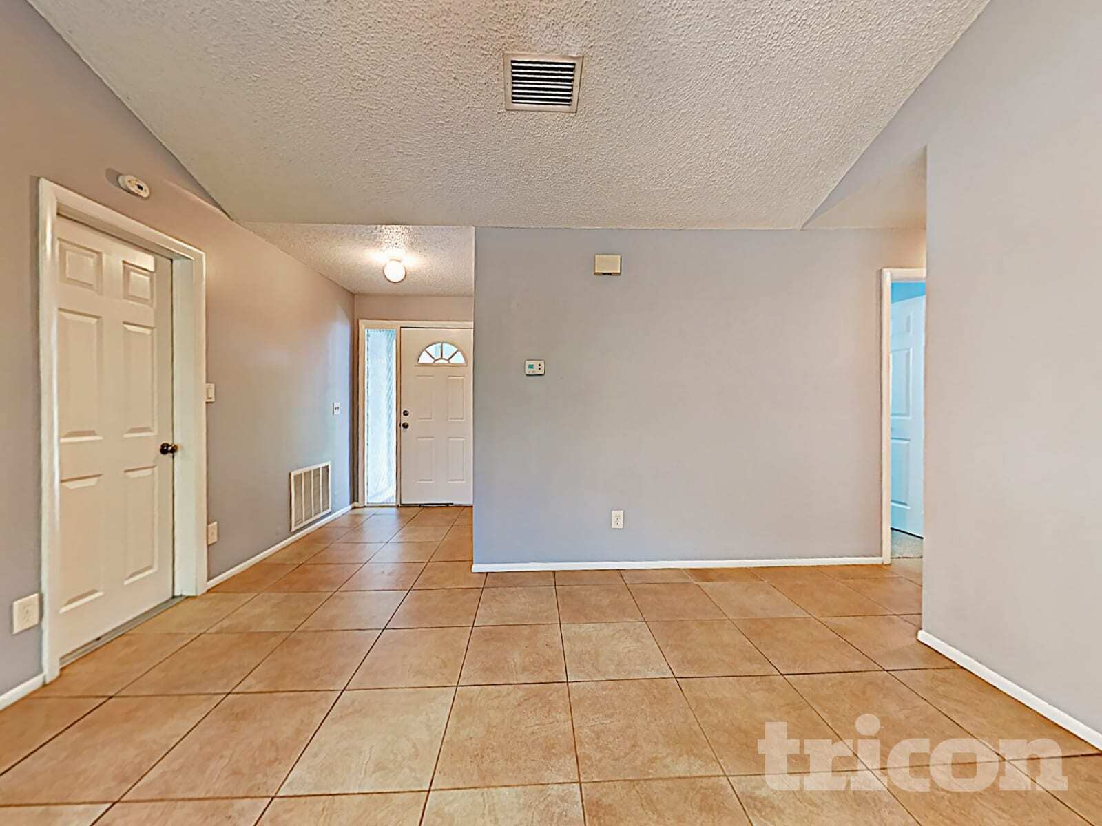 Building Photo - 1631 Spring Lake Dr