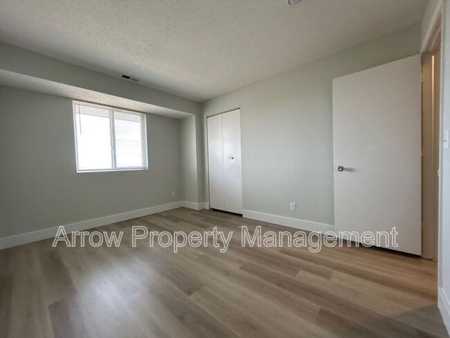 Building Photo - 1116 S 2nd St