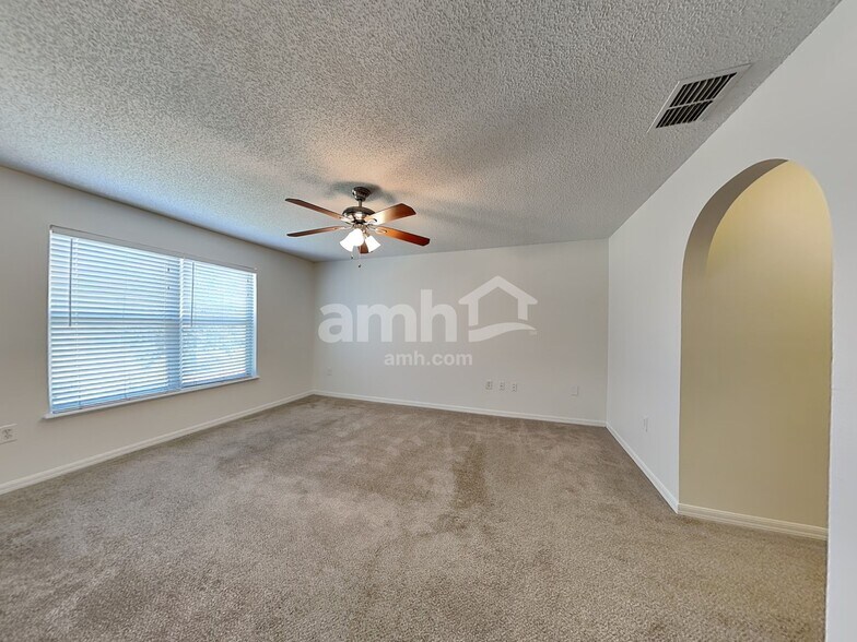 Building Photo - 7407 Overland Park Blvd
