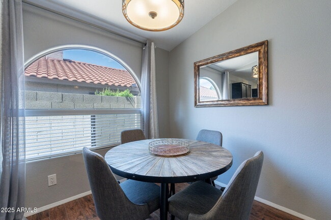 Building Photo - 8846 E Windrose Dr