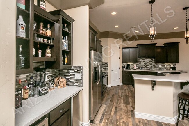 Building Photo - FURNISHED AVAILABLE JANUARY 2027 - MARCH 2027