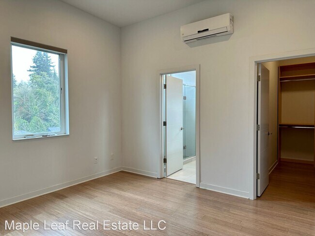 Building Photo - 4 br, 4.5 bath House - 4603 S. Juneau Street