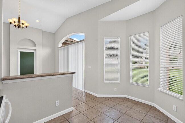 Building Photo - 5614 Sunberry Cir