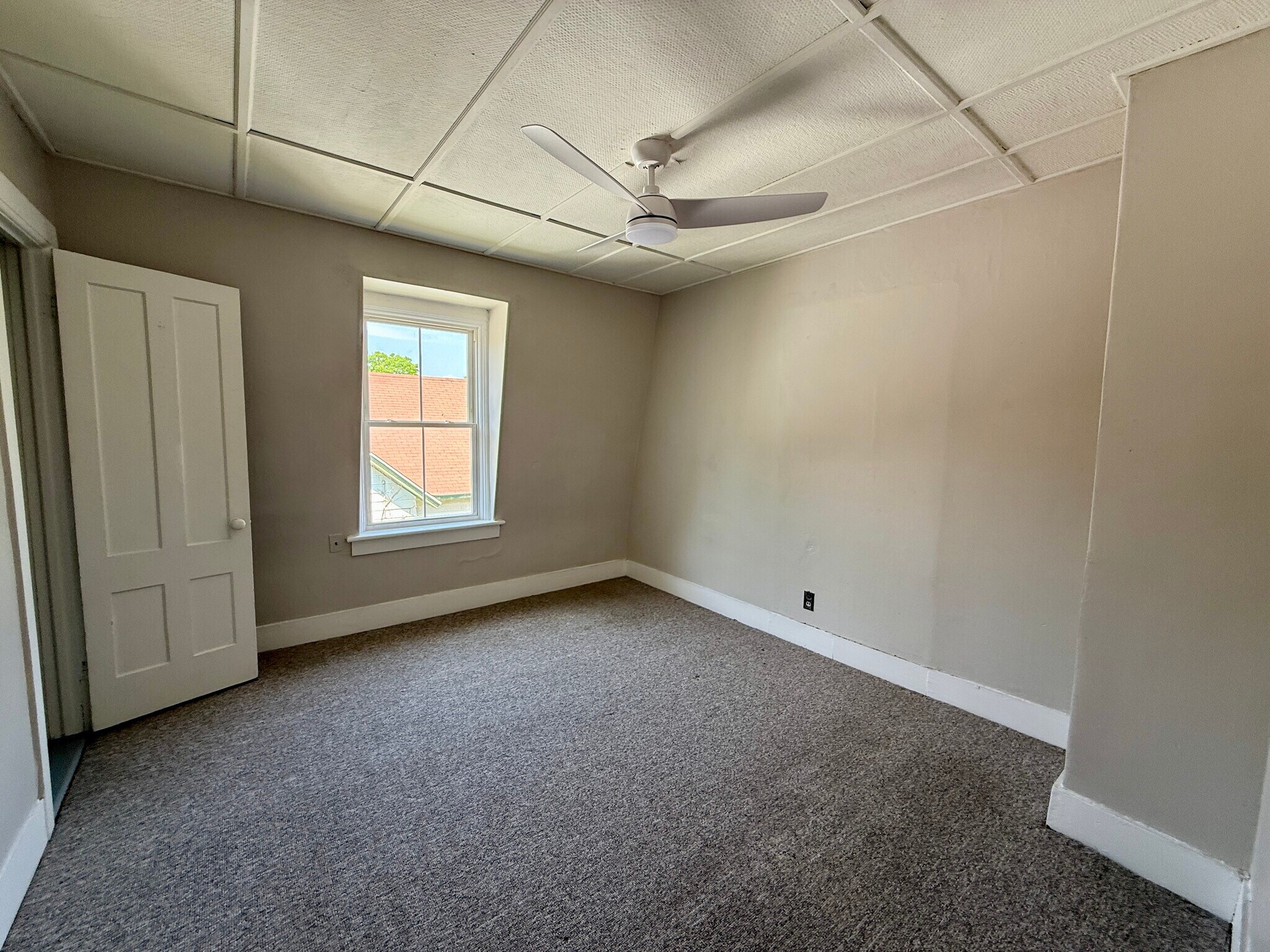 Bedroom 2 - 117 Bridge St
