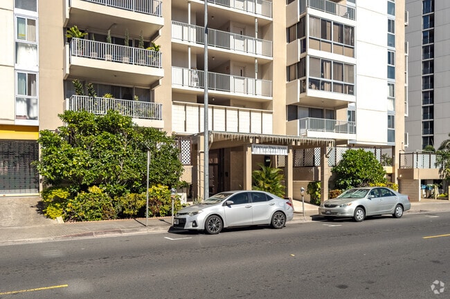 Building Photo - Kapiolani Townhomes