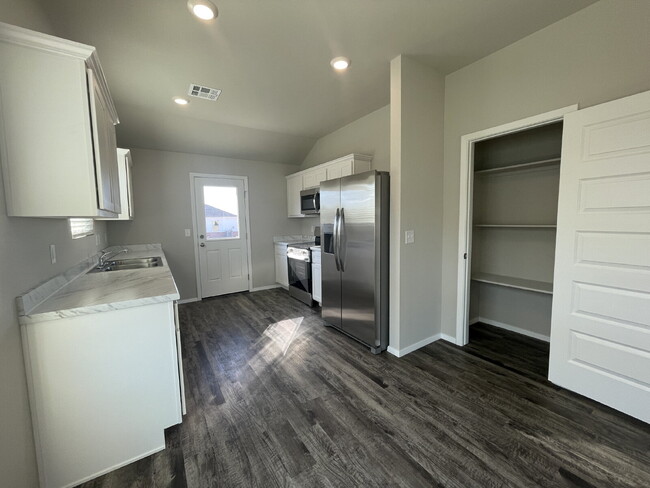 Building Photo - Brand-New 3 Bed, 2 Bath Home for Rent – Ac...