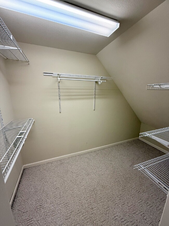 Building Photo - Spacious 3 Bed, 3 Bath Home in Ratcliff Cove Community – Available Soon!