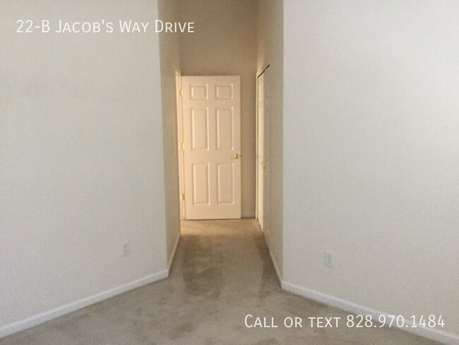 Building Photo - 22 Jacobs Way Dr
