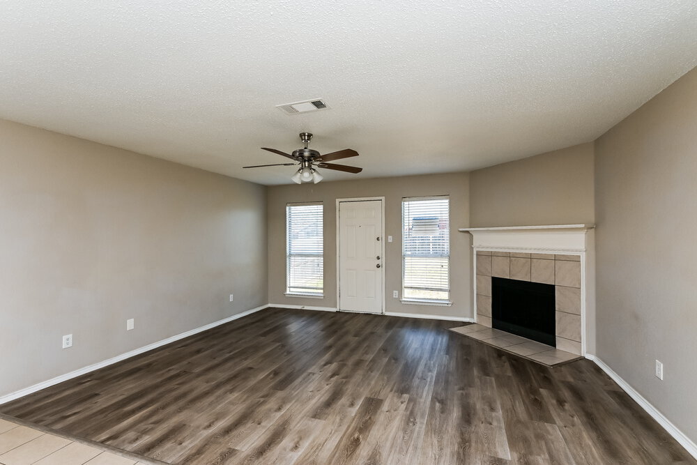 Building Photo - 8128 Twin Oaks Trail