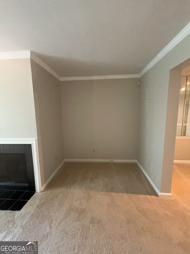 Building Photo - 3761 Windsor Cir