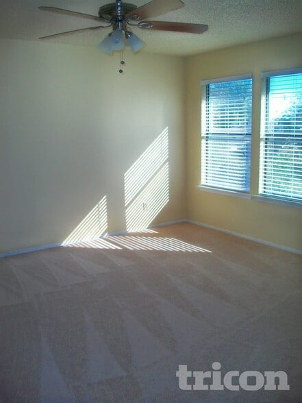 Building Photo - 3914 Sweetgum Ct