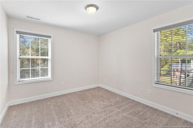 Building Photo - 2051 Hayfield Rd
