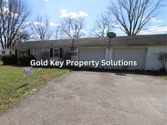 Building Photo - 9801 S Rinker-701/703 W Malissa