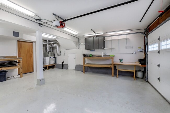 Building Photo - Extensively remodeled 4 Bed / 3 Bath home in South San Francisco. YouTube tour!