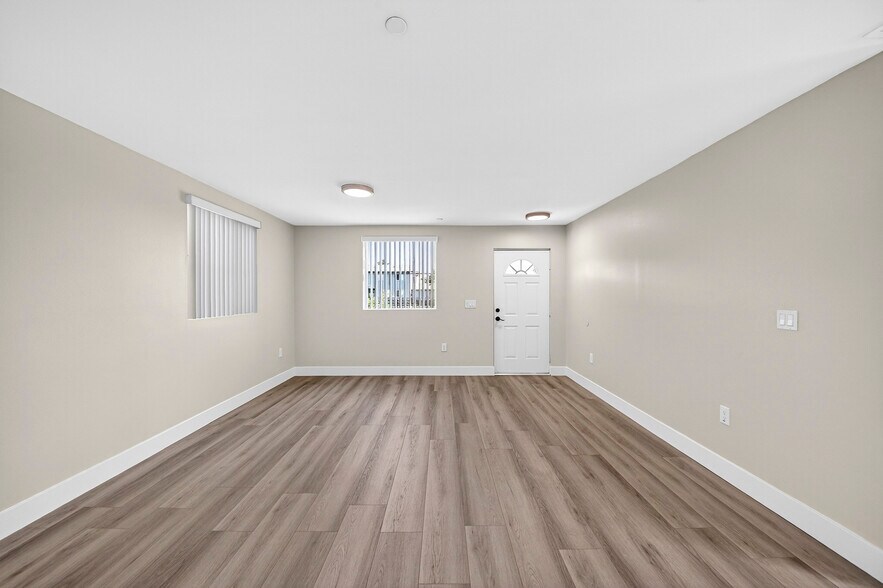 Building Photo - 8711 McKinley Pl