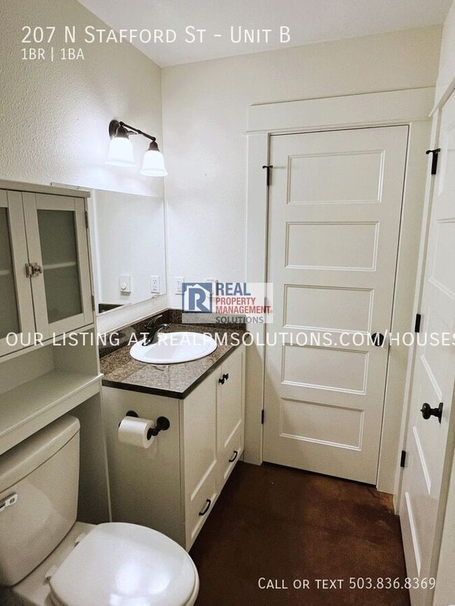 Building Photo - 207 N Stafford St