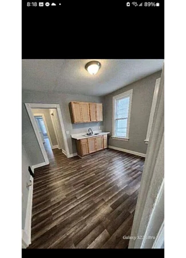 Building Photo - 2031 N 37th St