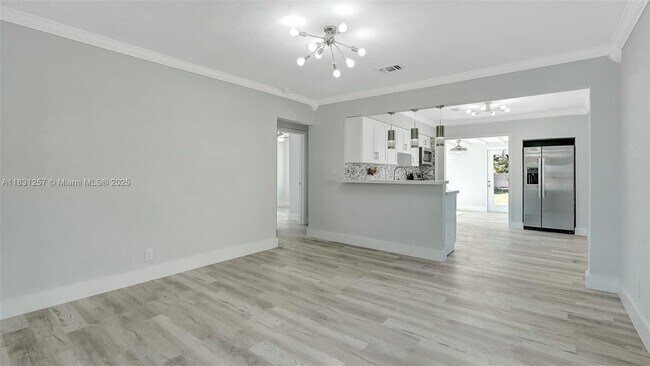 Building Photo - 2710 Fillmore St