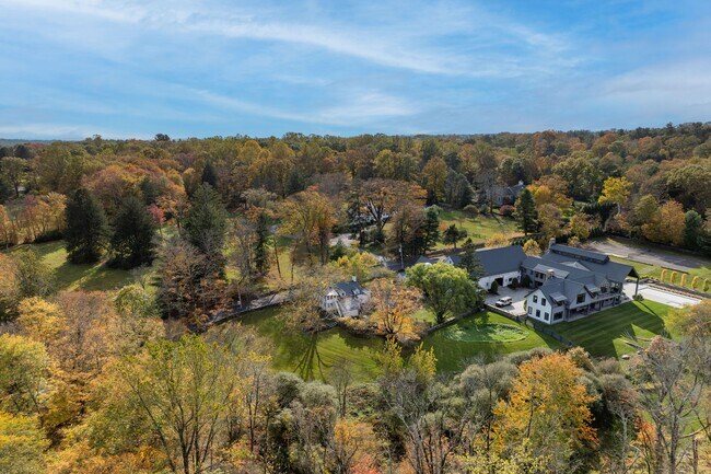 Building Photo - 45 Burying Hill Rd