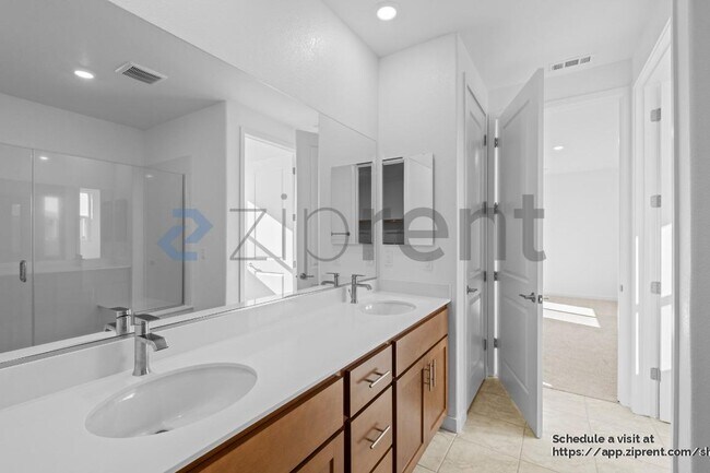 Building Photo - 1710 Halo Ave