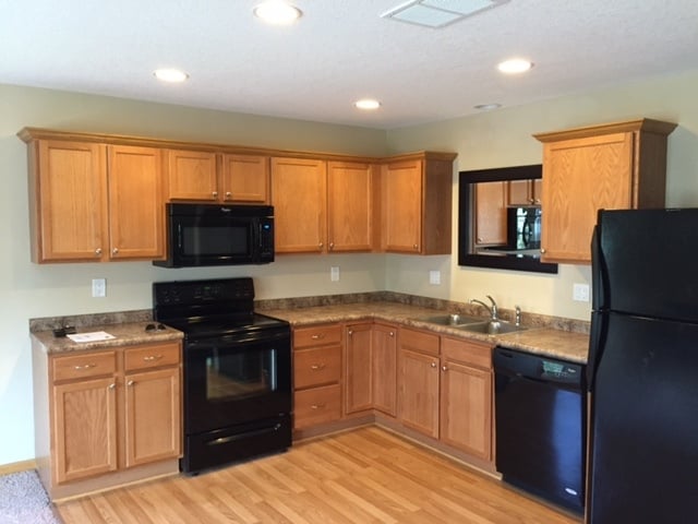 Building Photo - 3055 SW Arlan Ln