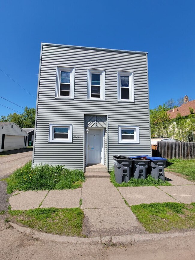 Building Photo - 6209 Raleigh St