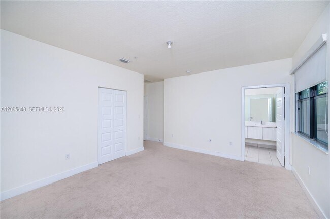 Building Photo - 10461 NW 82nd St