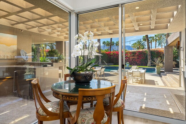 Building Photo - 79120 Fox Run