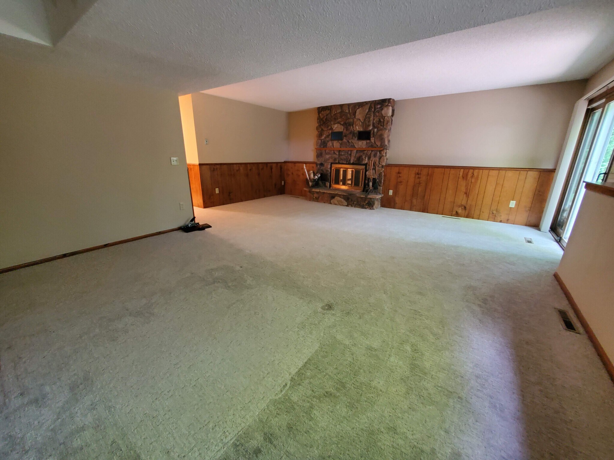 Building Photo - 2517 Cedar Hills Dr
