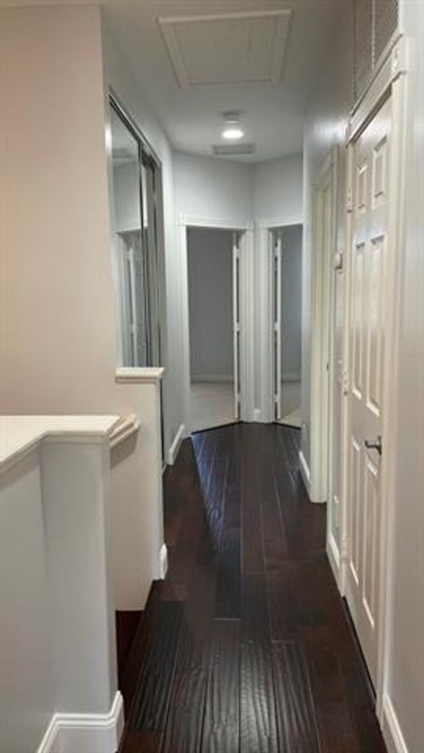 Building Photo - 3264 W Community Dr