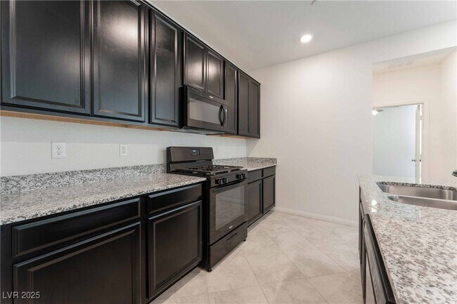 Building Photo - 2824 Mozia Ct