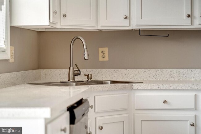 Building Photo - 13538 Tackhouse Ct