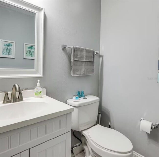 Building Photo - 2704 Club Cortile Cir