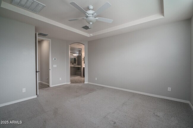 Building Photo - 16019 W Soft Wind Dr