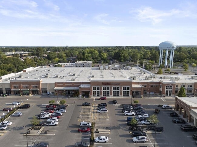 Building Photo - 2799 Brandon Rd