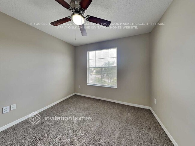 Building Photo - 1812 Oak Pond St