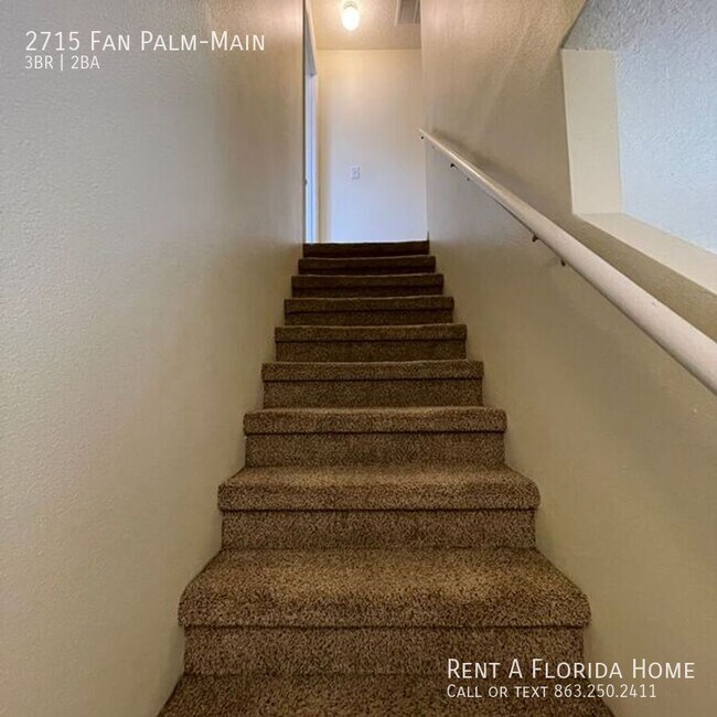 Building Photo - 2715 Fan Palm Dr