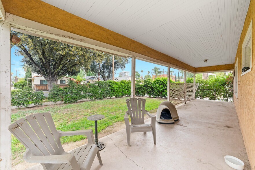 Building Photo - 4212 Locust St